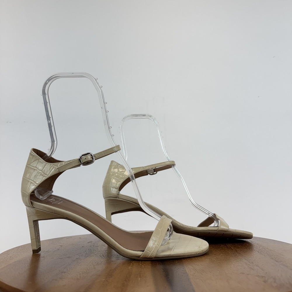 Womens Aquatalia Italy Rubie Ivory Leather Embossed Croc Sandals Heels Size 11 M